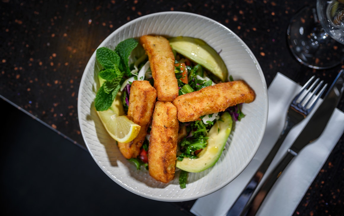 a haloumi salad